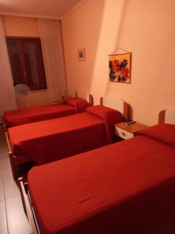 Ittiri Affittacamere Su Padru מראה חיצוני תמונה
